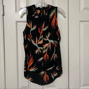 LAST CHANCE 🌿 Mossimo XS Tropical Bird of Paradise Top 🌿